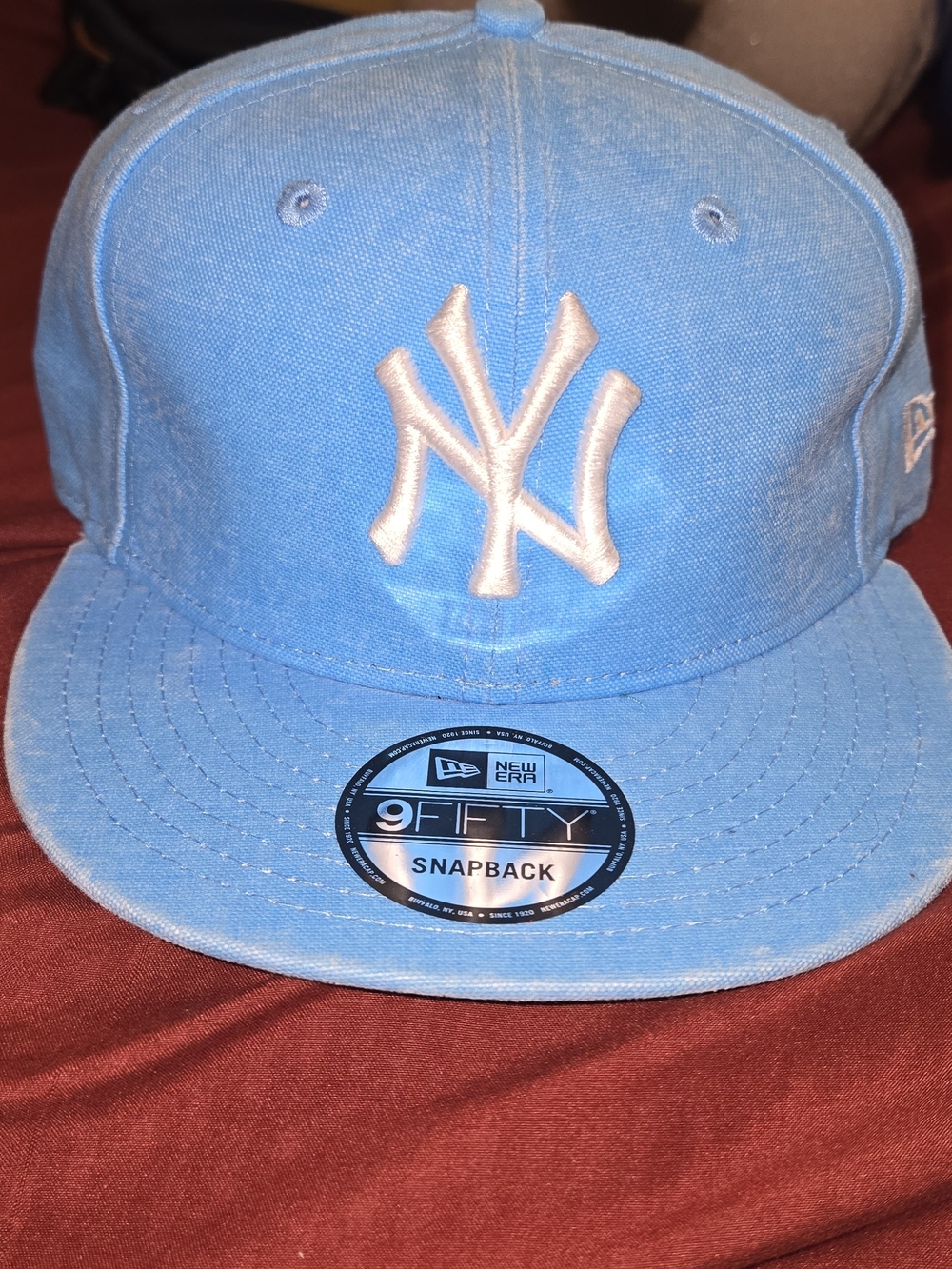 New Era Light Blue Yankees 9FIFTY Snapback with White Logo